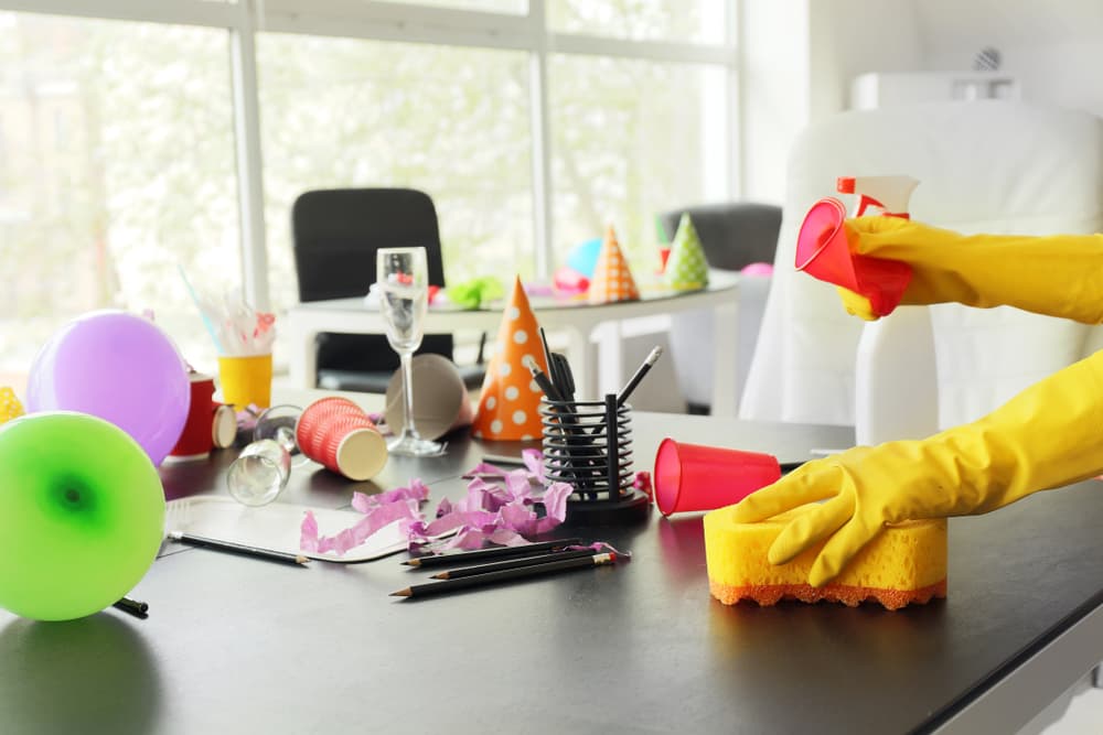 How to clean up after a party
